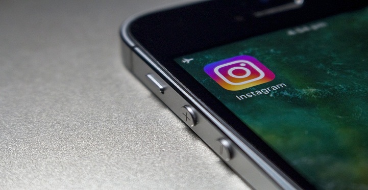 Impact of Instagram on Website Design